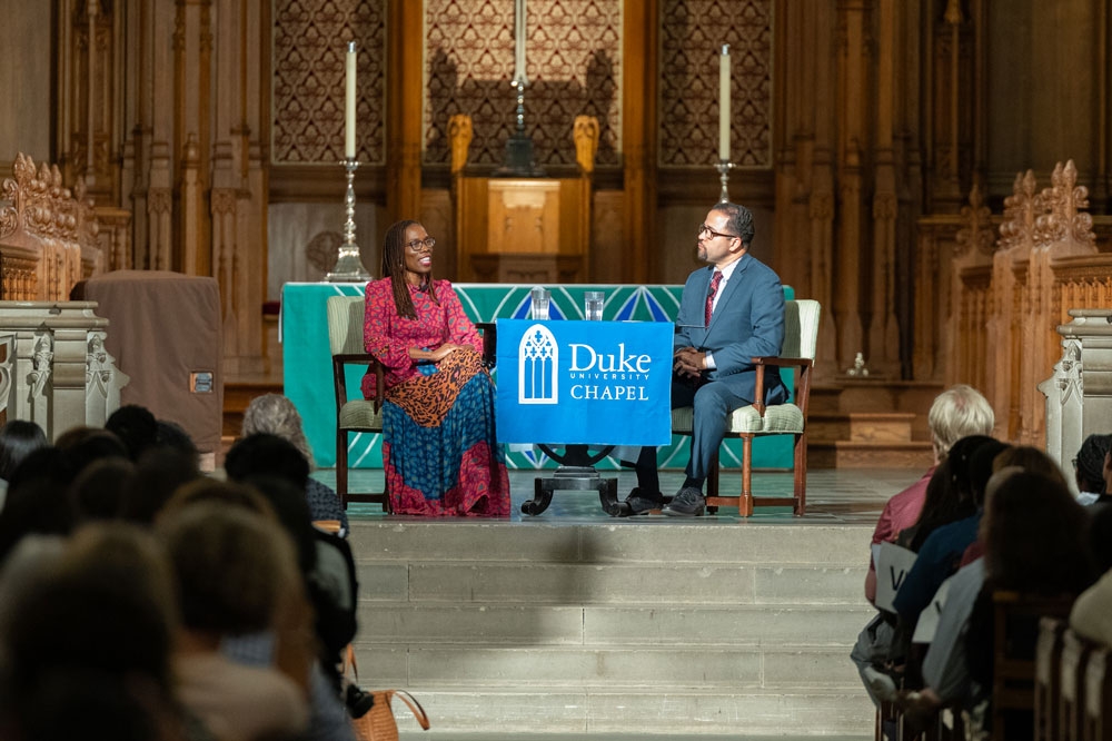 Dr. Thema Bryant (left) speaks in a public conversation with Chapel Dean Luke Powery about Faith, Mental Health, and Community.