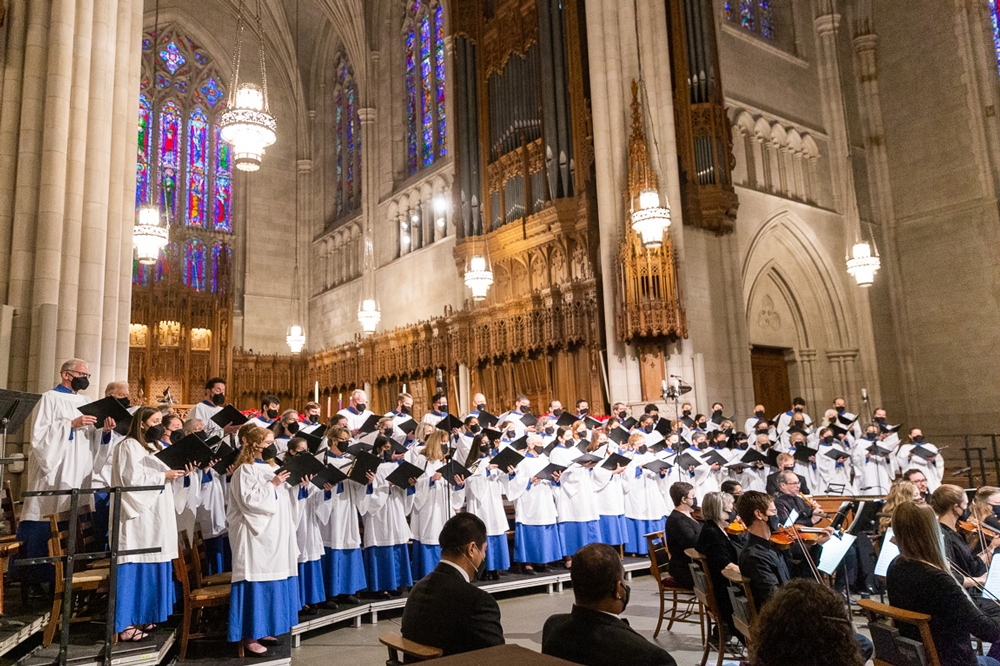 Duke Chapel choir sings Handel's "Messiah"